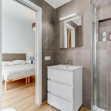 Vatican With 2 Bathrooms And Terrace 公寓