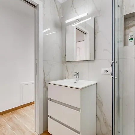公寓 Vatican With 2 Bathrooms And Terrace *